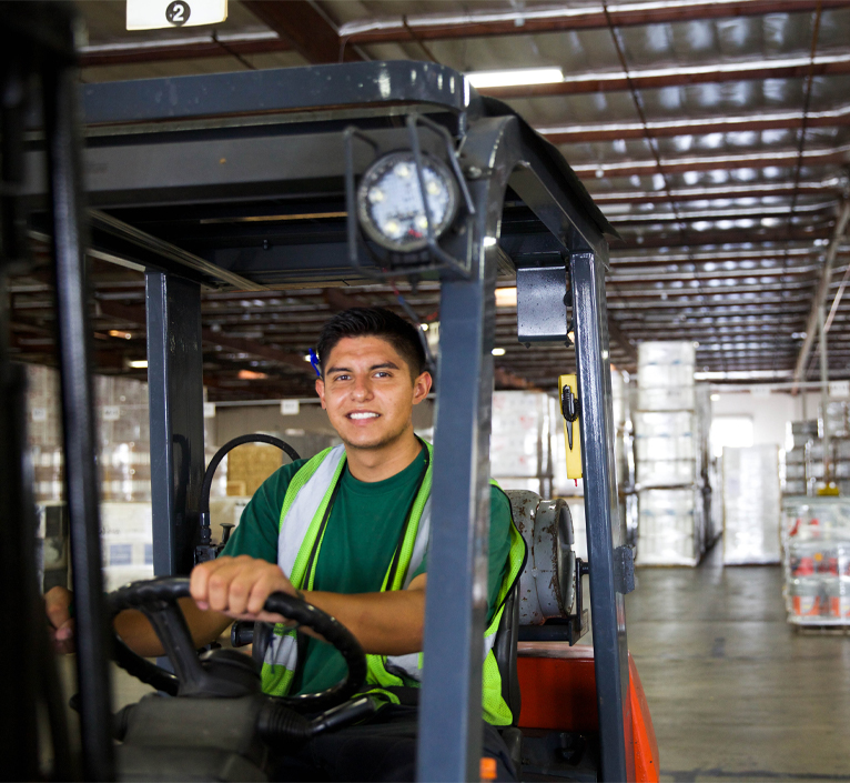 forklift-smiling-wide-2-is-right forklift driver smiling