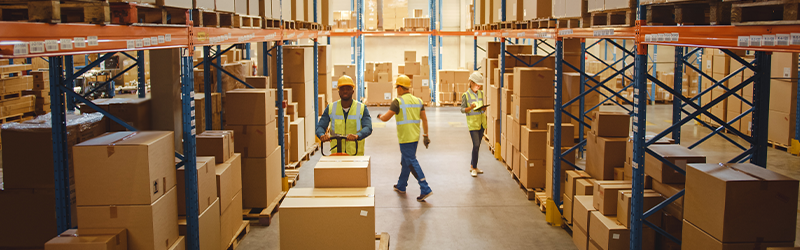 090423 Inbound and Outbound Logistics – racking